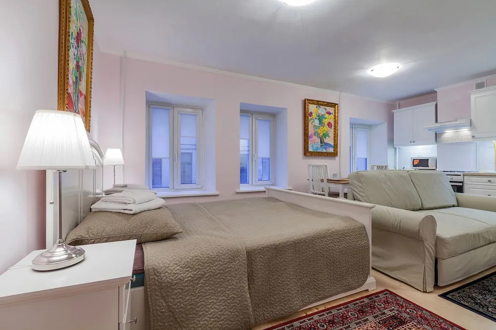 Friends Apartment on Fontanka River