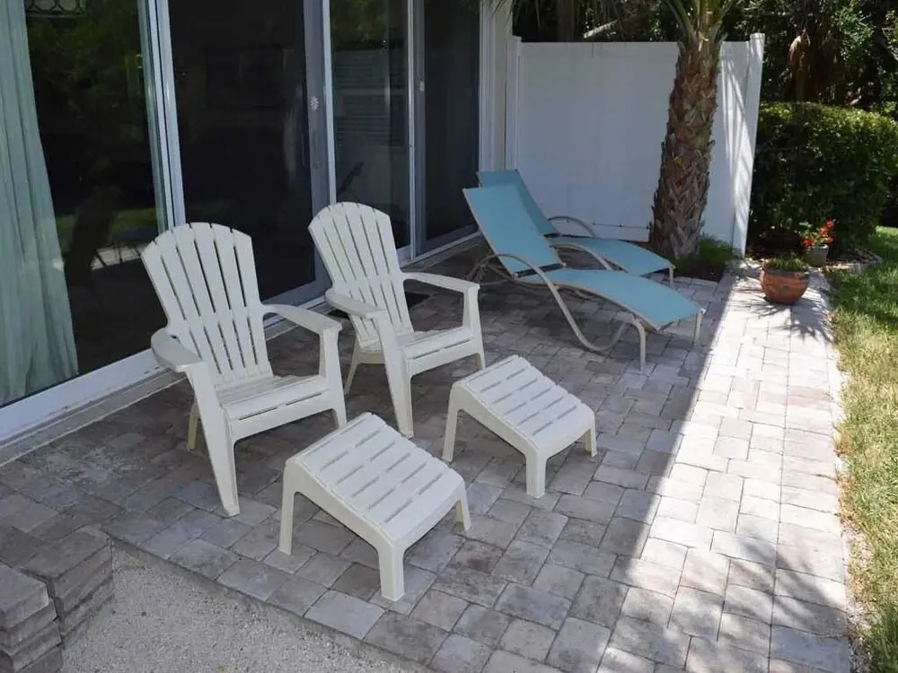 Westbay Cove South 703