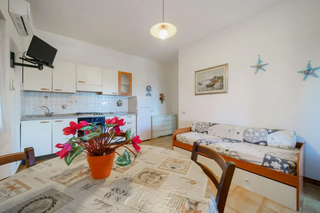 Altana sleeps 2/4 in the Dimora Capoliveri, 400 meters from the centre-ALTANA