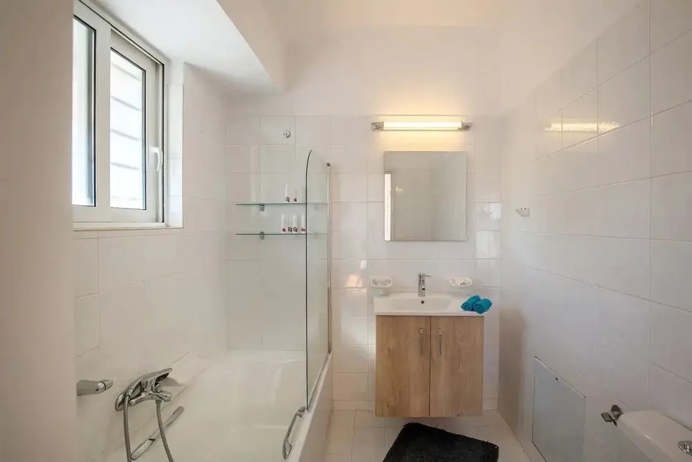 Stylish one-bedroom maisonette in Mets