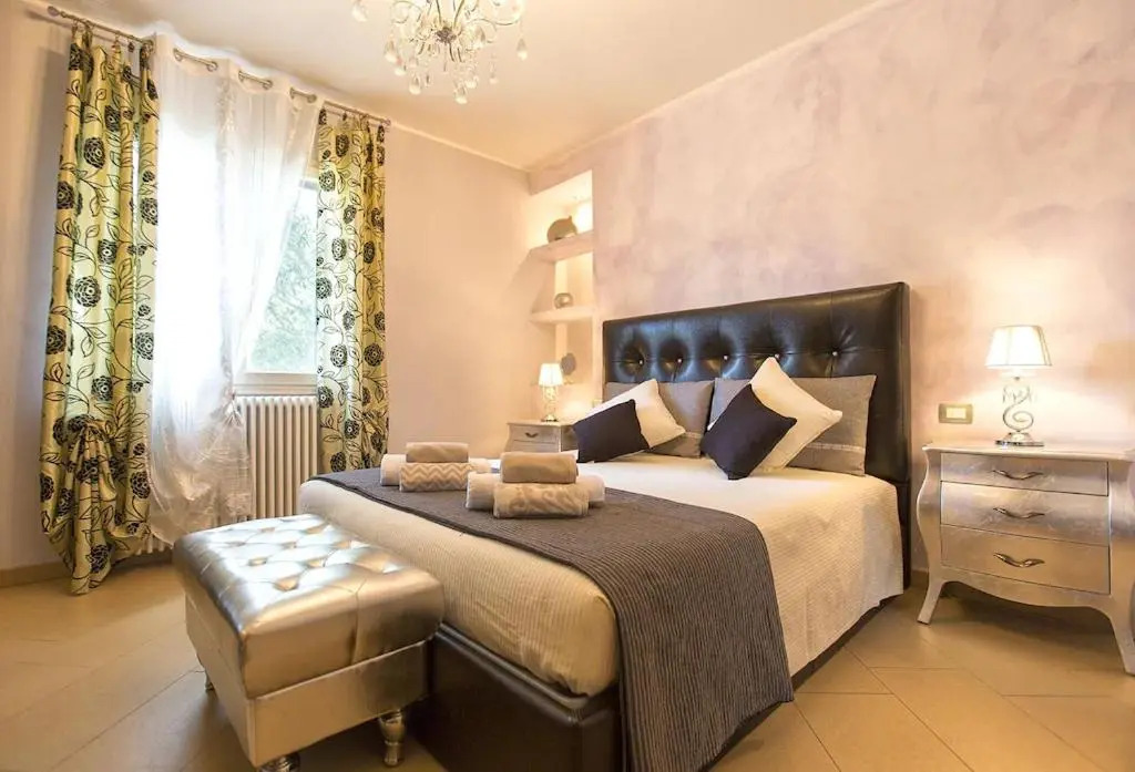 ClickSardegna Villa Paradiso with swimming pool large garden and tennis court