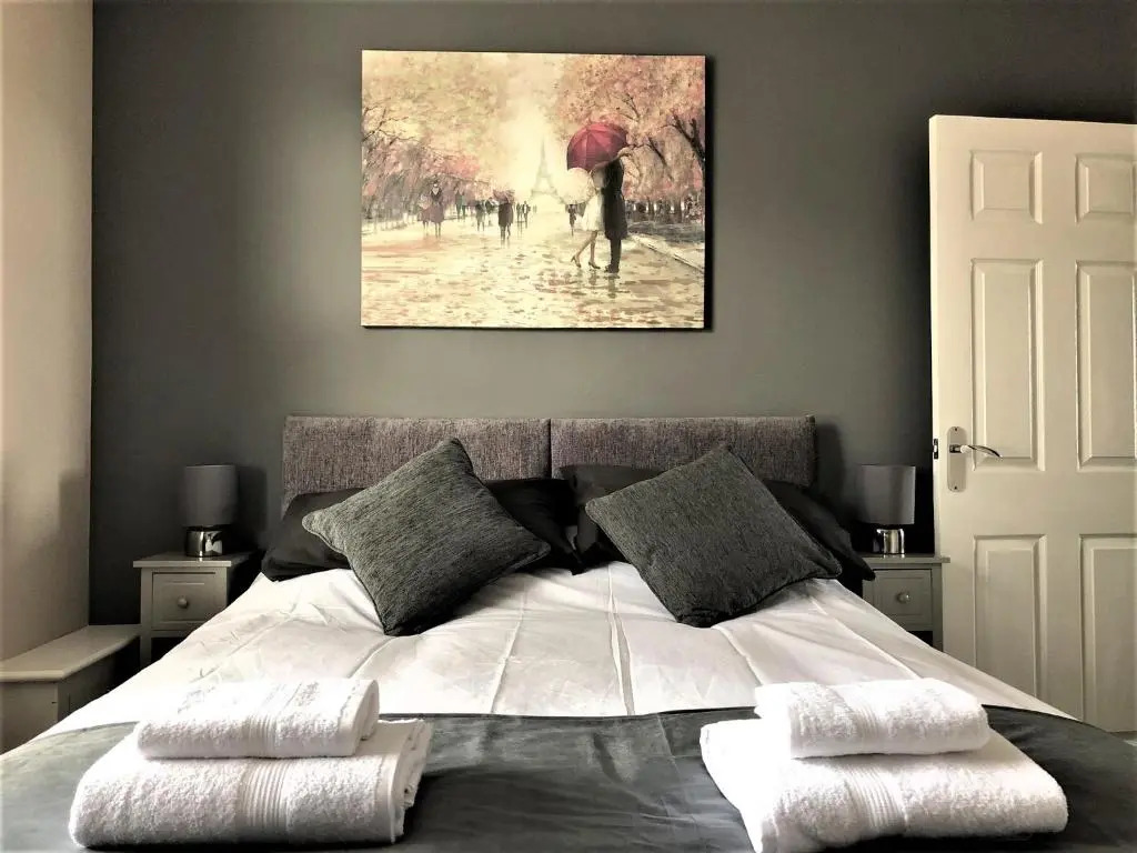 Eclipse Apartment No 2