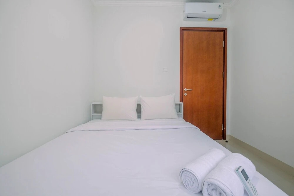 Minimalist 2Br Apartment At Signature Park Grande Near Mt. Haryono
