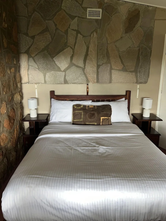 Three Bedroomed House in Juliasdale - 2192