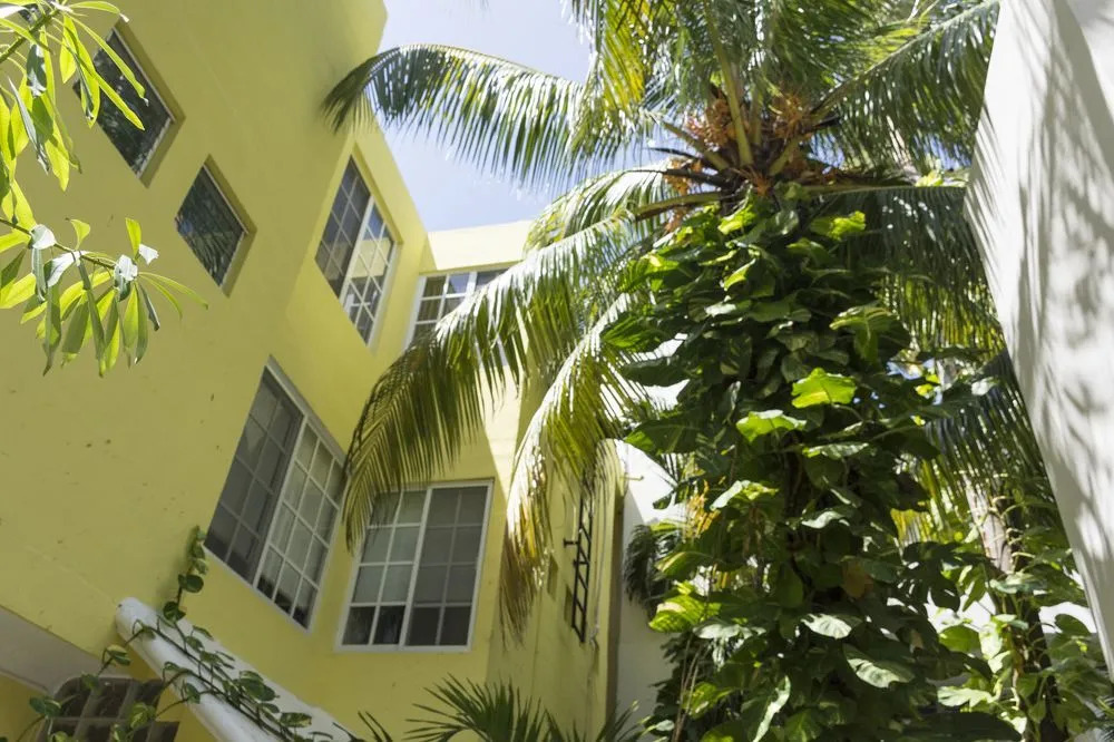 Maya Suites By LHMG