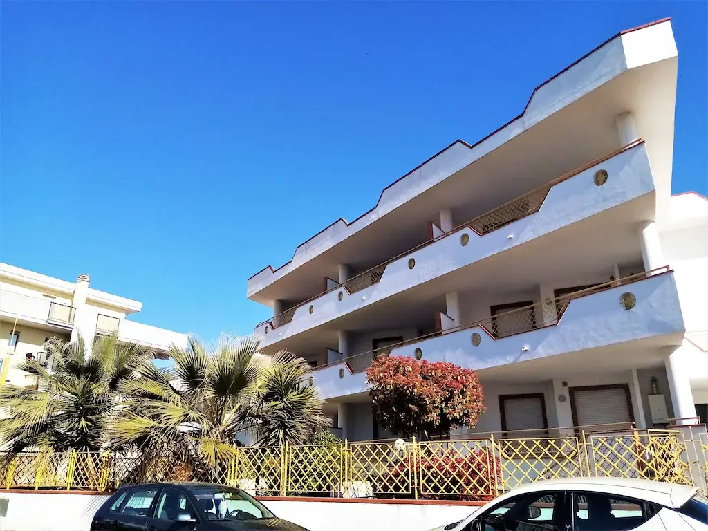 Modern Apartment at Villa Rosa di Martinsicuro near Sea