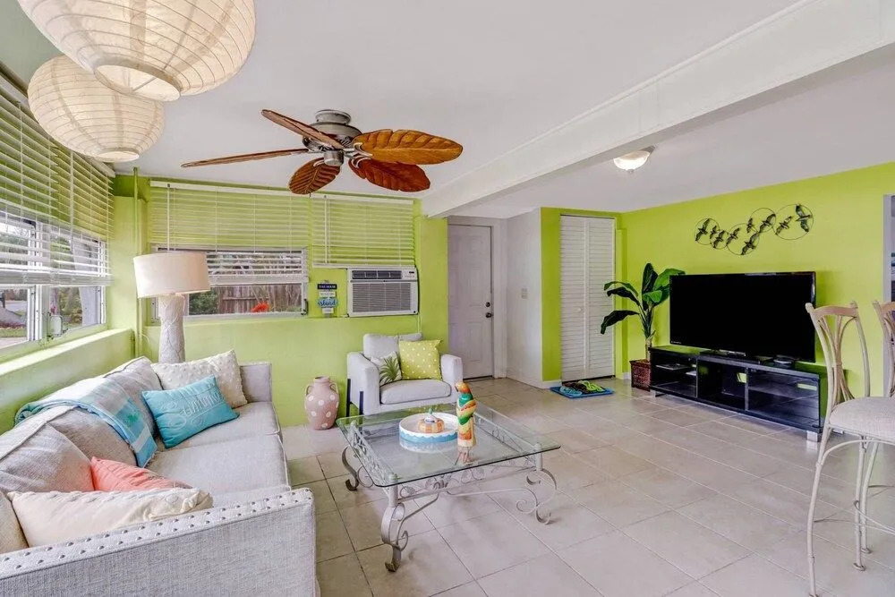 116 Bay Mar Dr