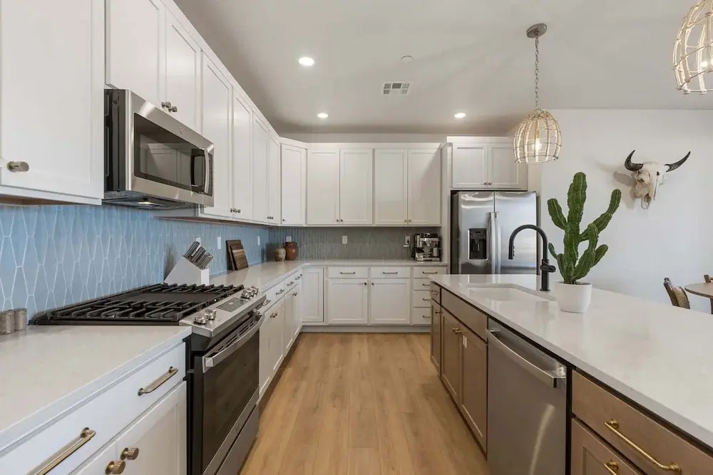Into The Canyon 3 Bedroom Condo