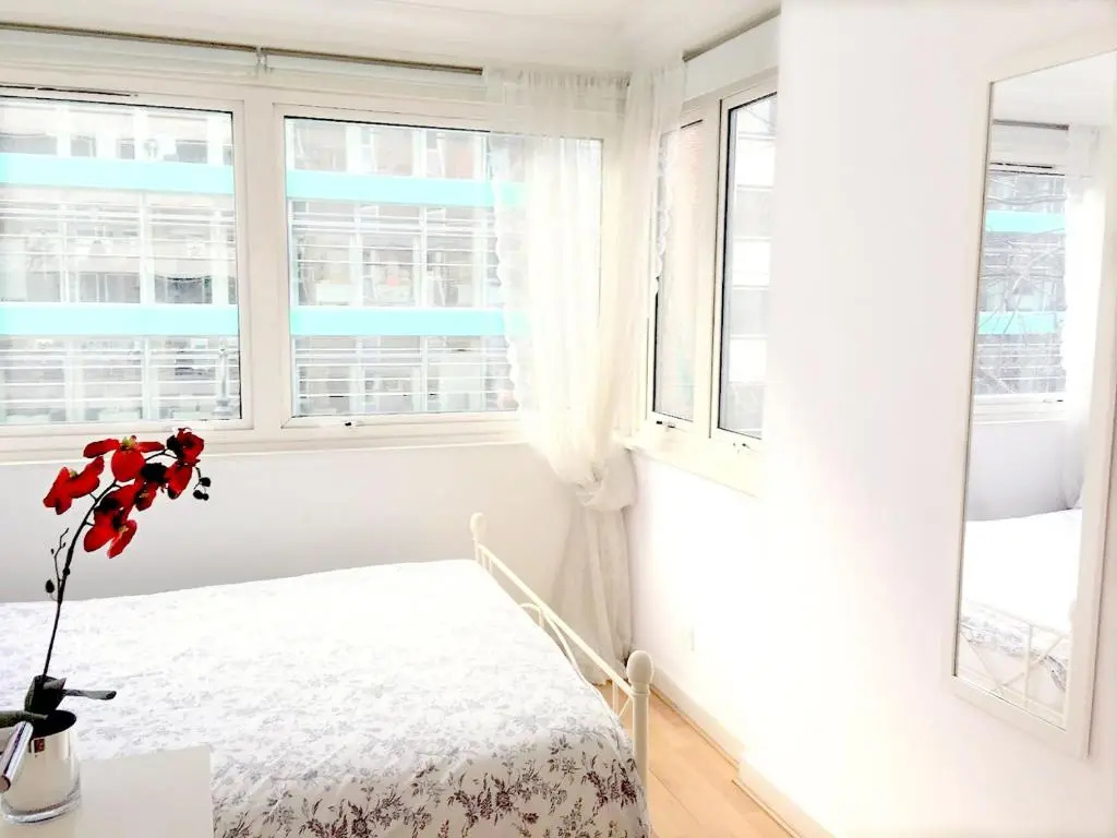Elegant Fitzrovia 2-bed w Wifi: Close to Oxford Street W1