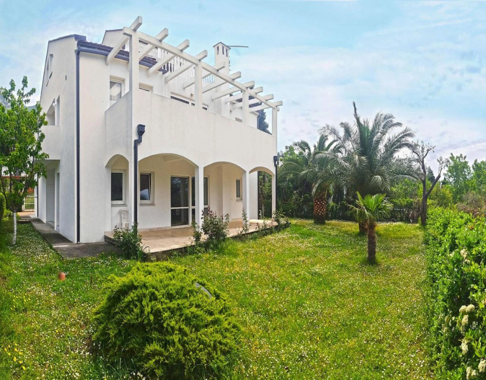 Ratac Eco Guest House