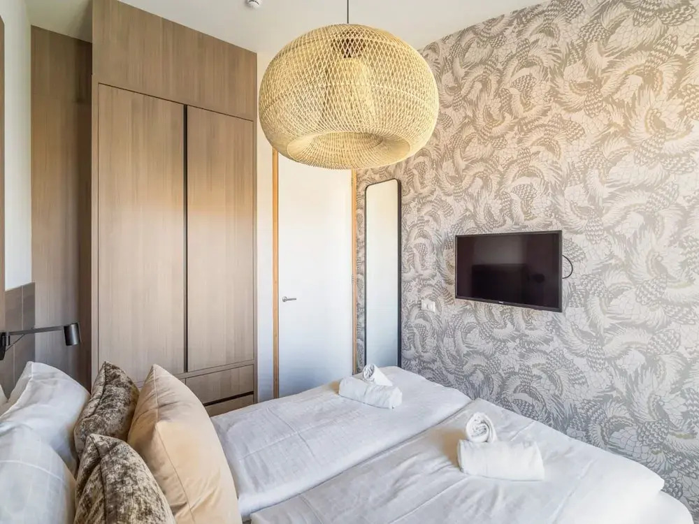 Lavish Apartment With Private Sauna