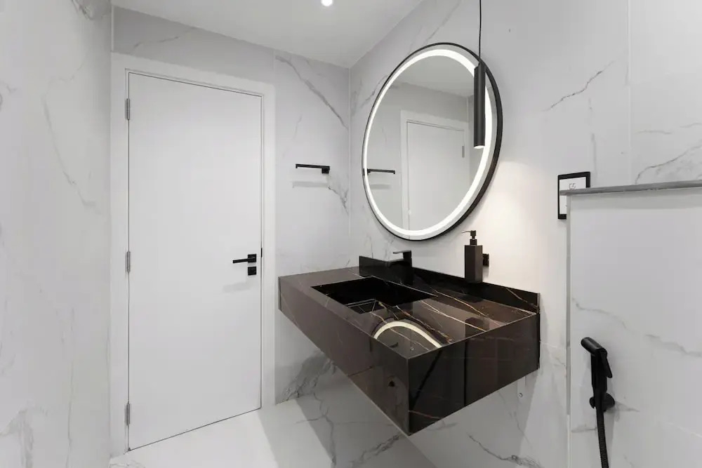 Marco Polo - Chic 1 BR with 2 balconies | Marina Views & Tram