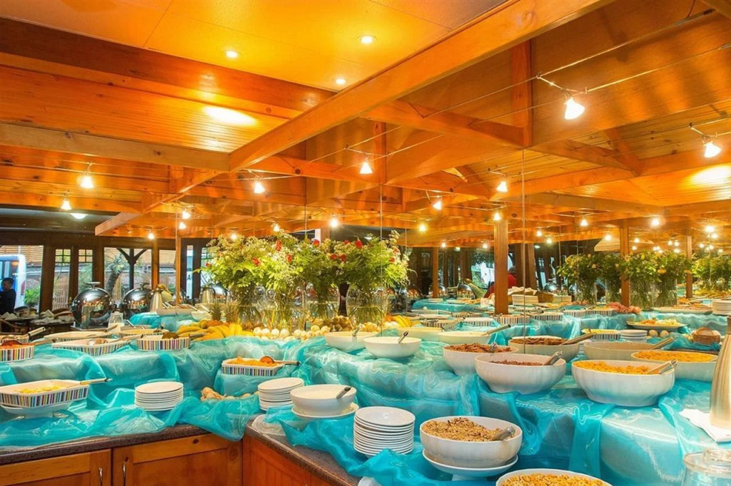 Knysna Log-Inn Hotel