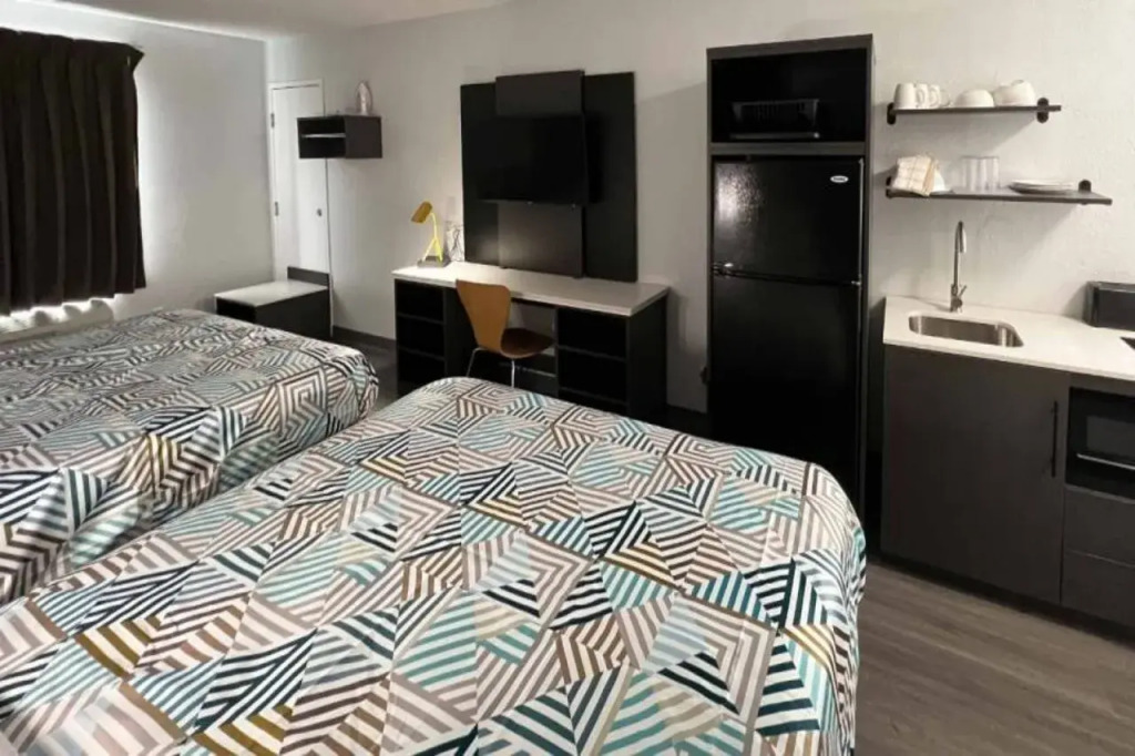 Motel 6-Altoona, IA - Des Moines East