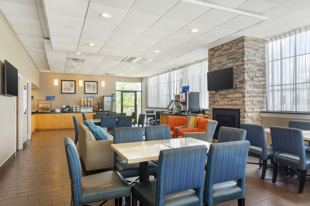 Best Western Hartford Hotel and Suites