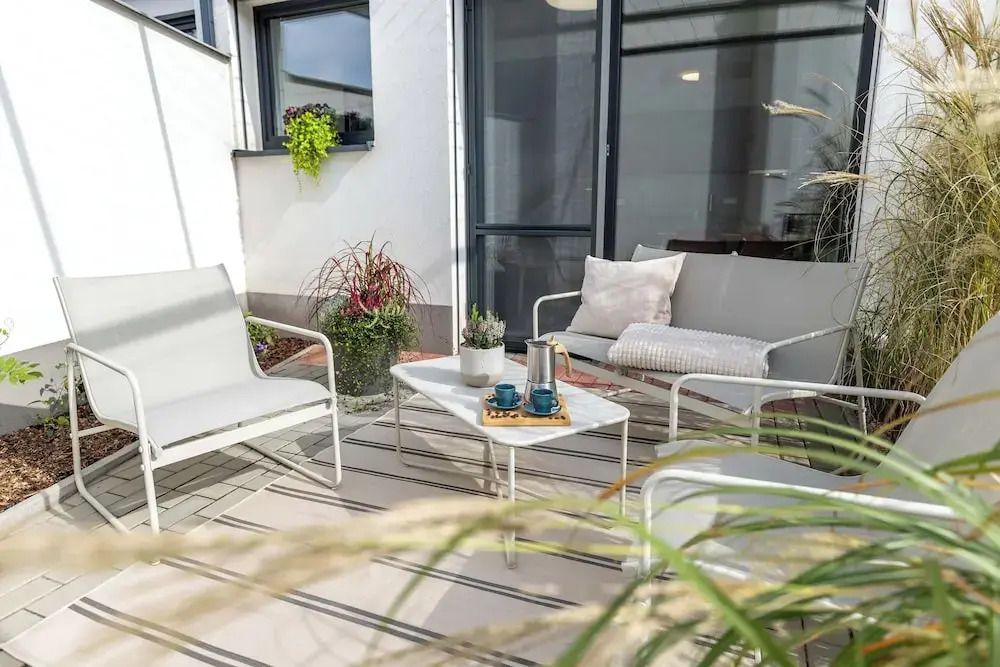 Fully equipped Apartments with Terraces, Free garage parking, Netflix & AC - by Apartmány Šlapanice cz