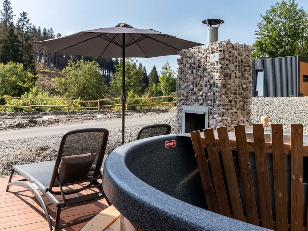 Modern Holiday Home With hot tub in Winterberg