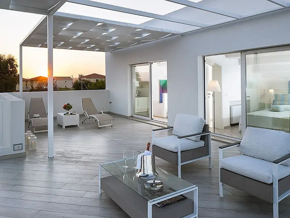 Villa with Private Swimming Pool & Hot Tub near Sea, Modica