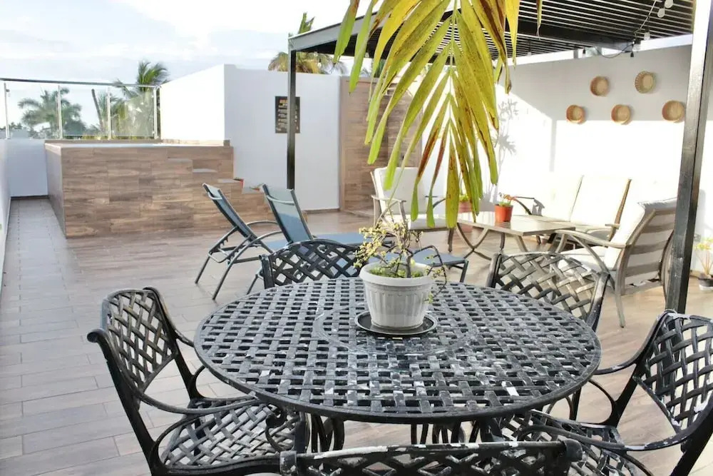 Rincon Colonial Apartments