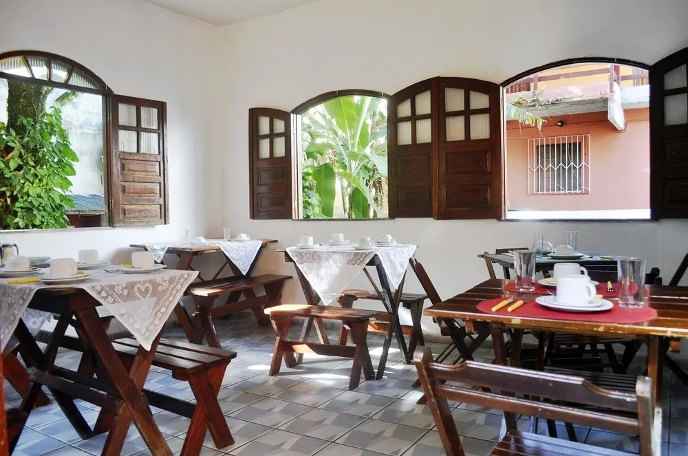 Pico das Praias Suites