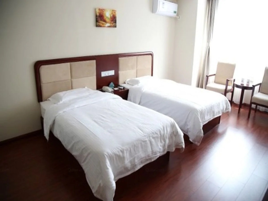 GreenTree Inn HeBei TangShan QianAn Junhe Plaza Business Hotel
