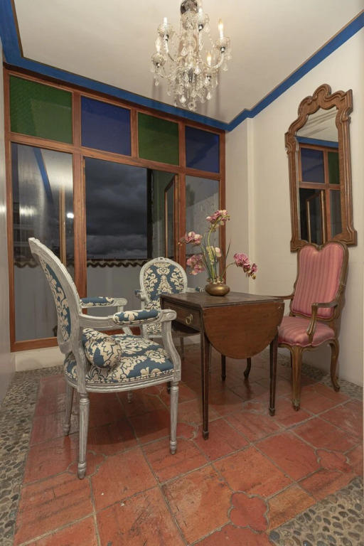 Hotel Azul de la Plaza by Chat Noir