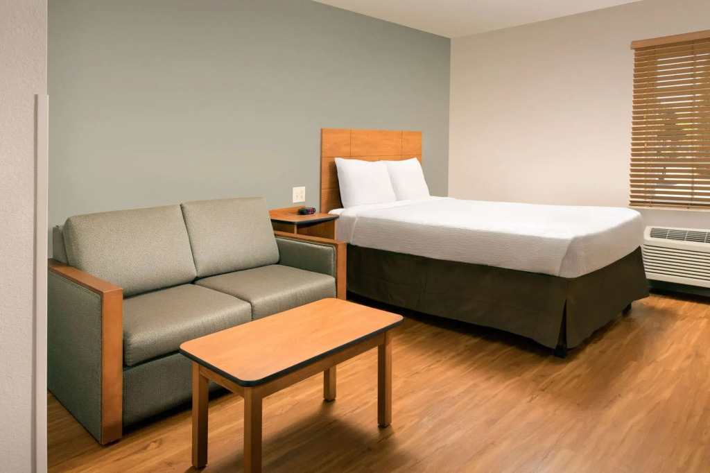 WoodSpring Suites Hobbs