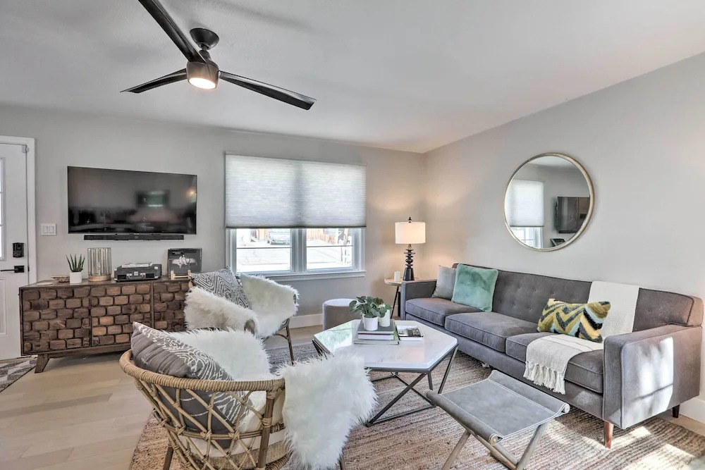 Hot Tub, Fire Pit: Midtown Reno Oasis!