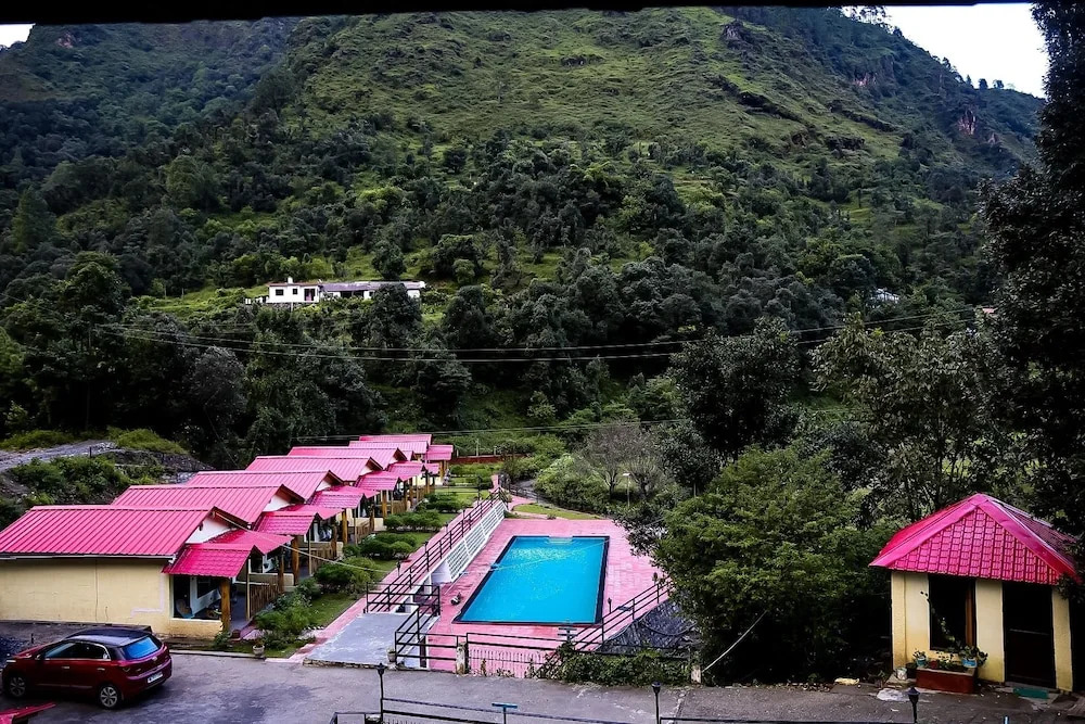 V Resorts Jungle Pool Khurpatal