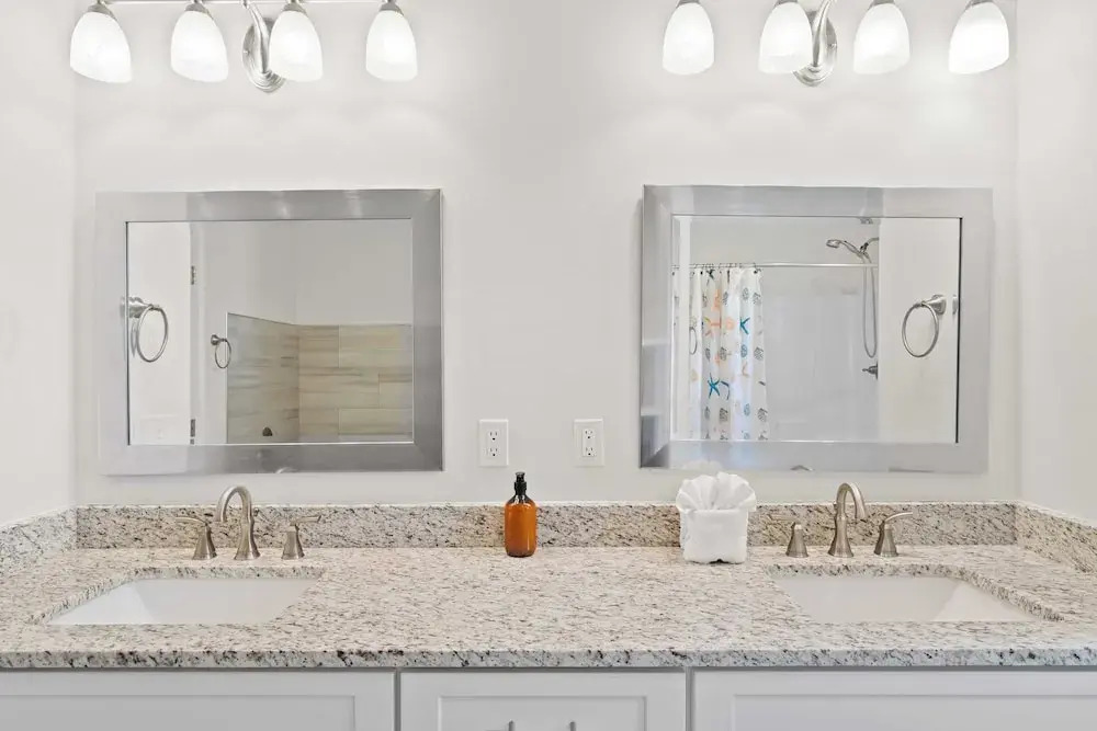 Family-friendly, Close to Beach & Game Room Windswept by Avantstay