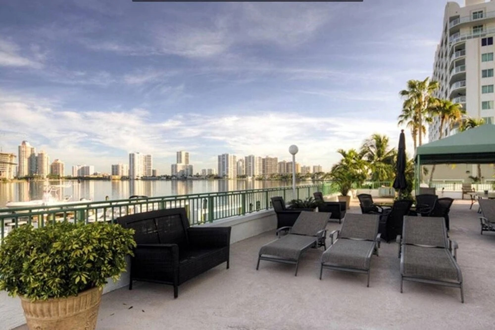 Le Montcalm 102 - Condo 4 People, Sunny Isles