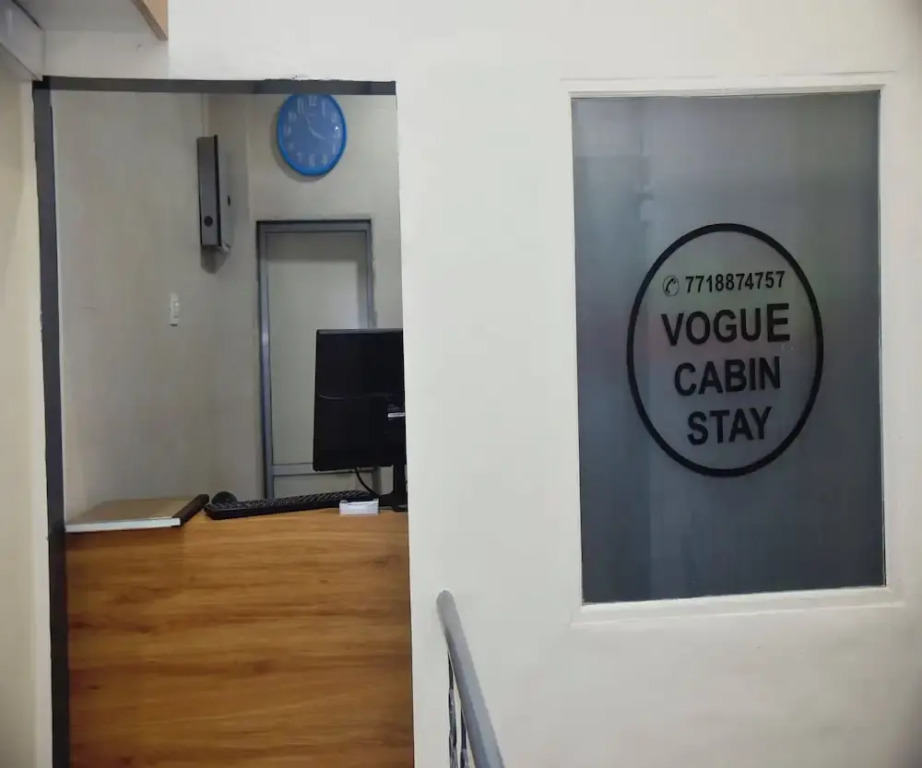 Vogue Cabin Stay Near NESCO