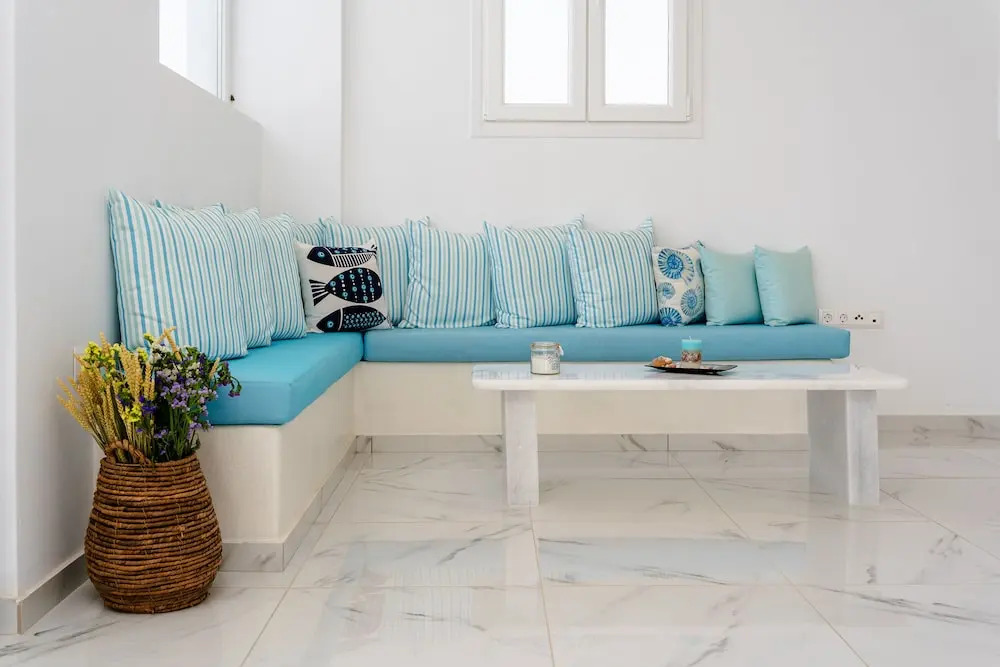 Evripus Suites