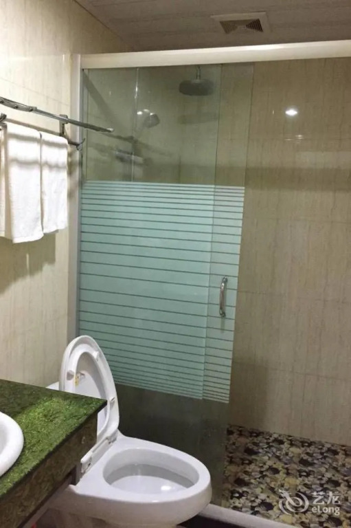 Ala Hotel
