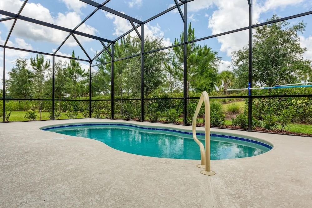 Sr_922r Solterra Breeze 6 Bedroom Home