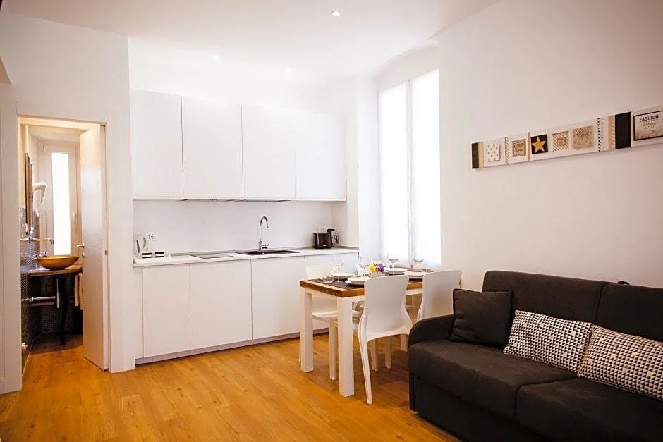 Atmosfere Guest House I