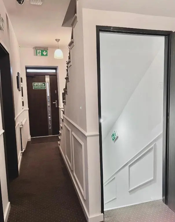 Pokoje i Apartamenty Willa Bielany