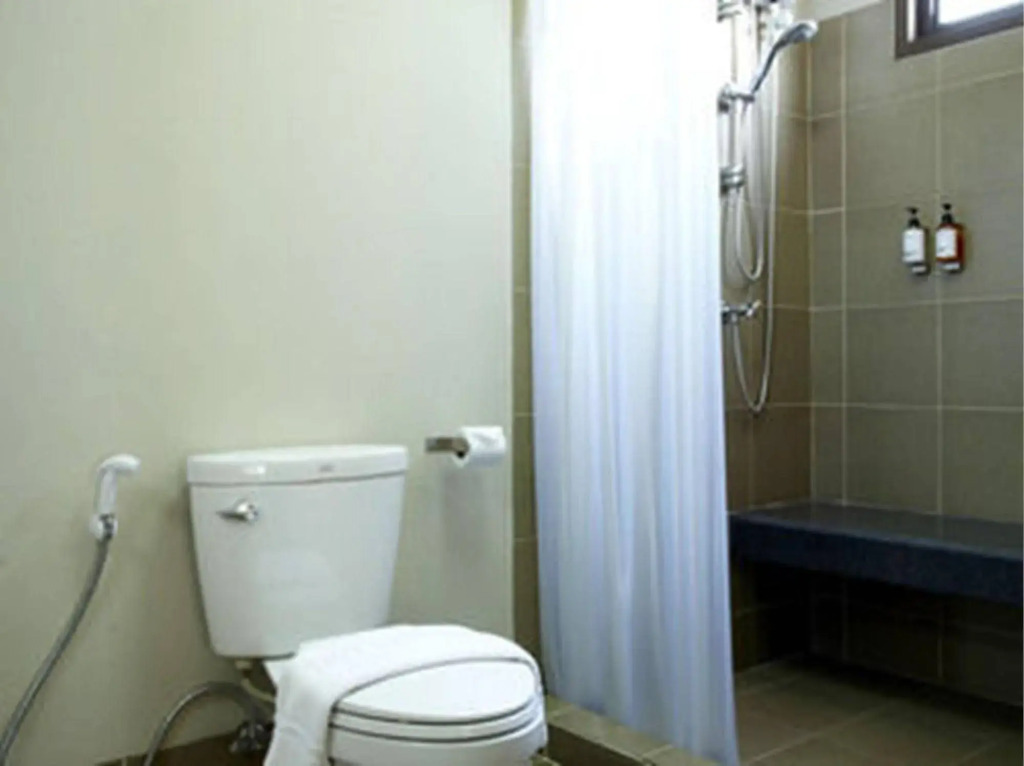 Siri Oriental Bangkok Hotel