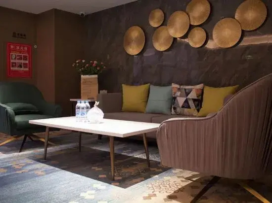 REX Hotel