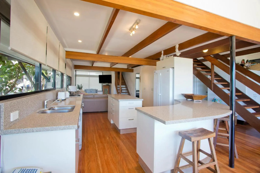 Beachside, family, pet-friendly in Sunshine Beach