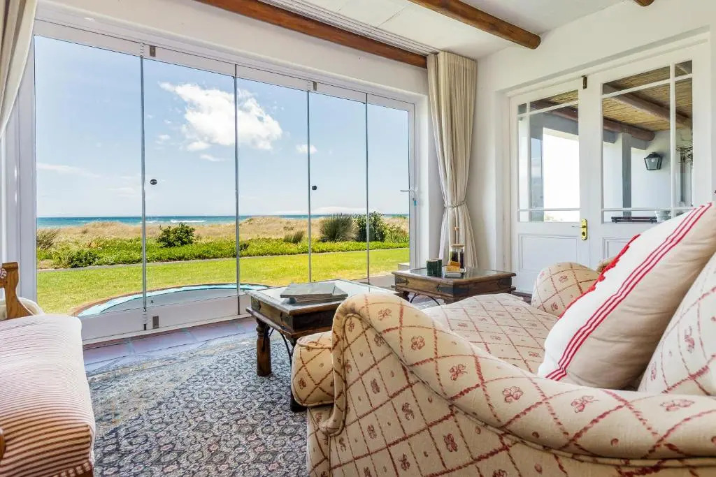 Strand Beach Lodge