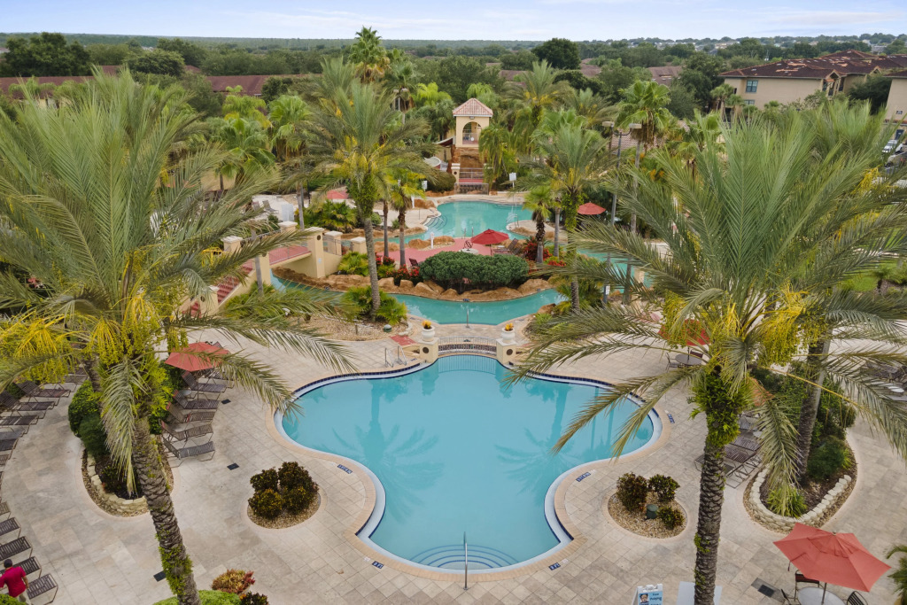 4 Bedrooms 3 Bathrooms Regal Palms 340 Ma