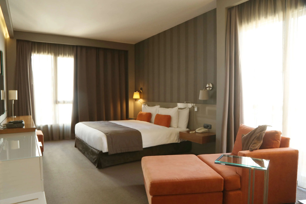 ParkTower Suites