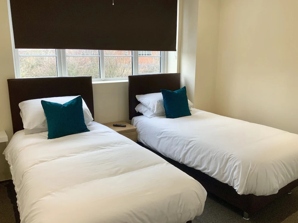 Eazzzy rooms Corby
