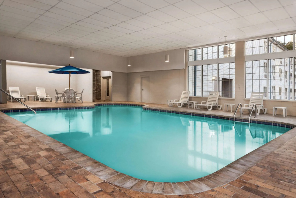 Ramada by Wyndham Pigeon Forge North