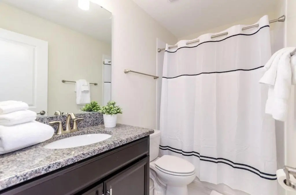 Rates Reduced Limited Time - 9 BED Champion Gates Resort - Great 20 People - 7 Miles To Disney