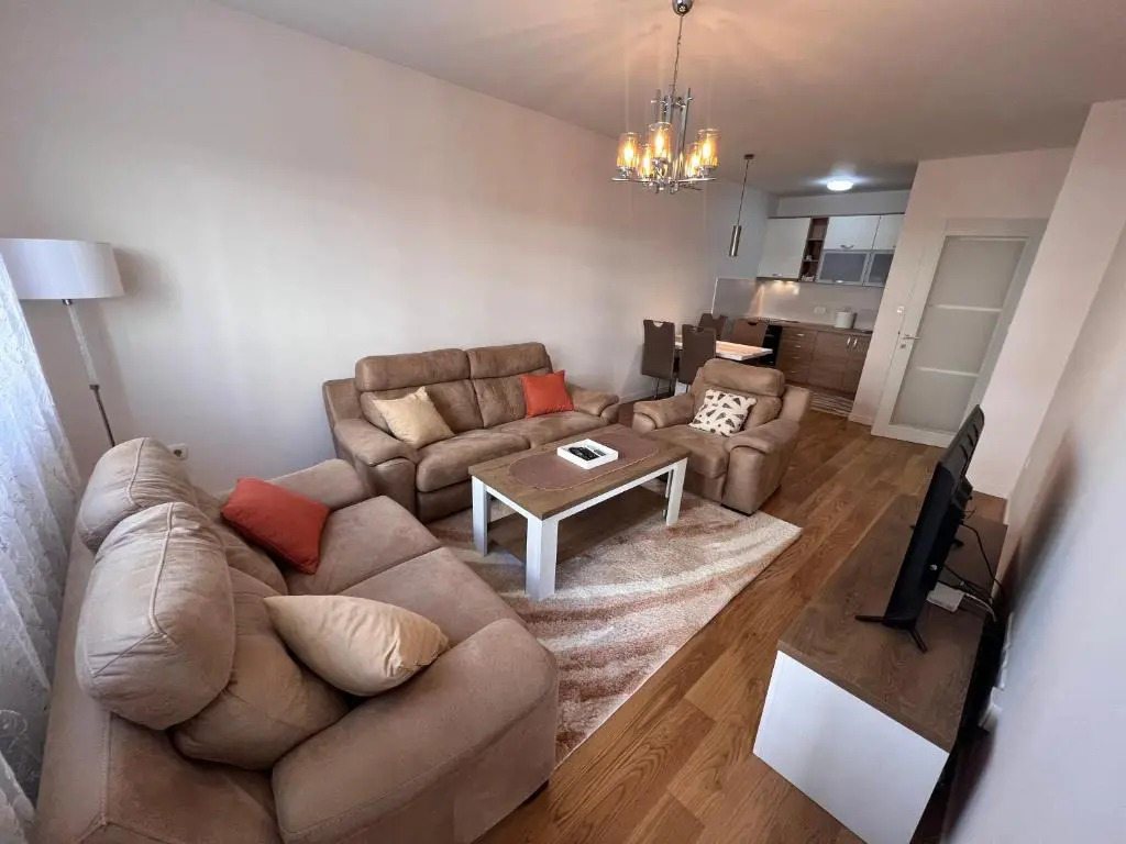White Home apartment 3