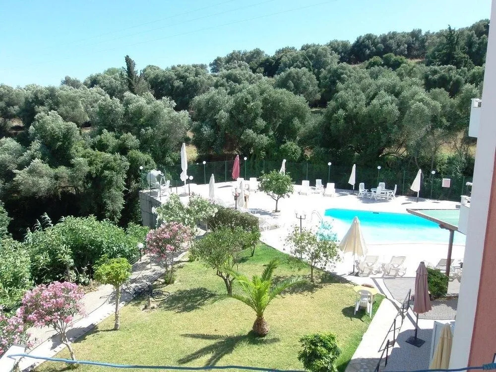 Amazona Apartments and Studios