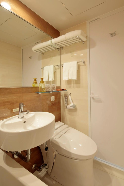 Candeo Hotels Osaka Namba