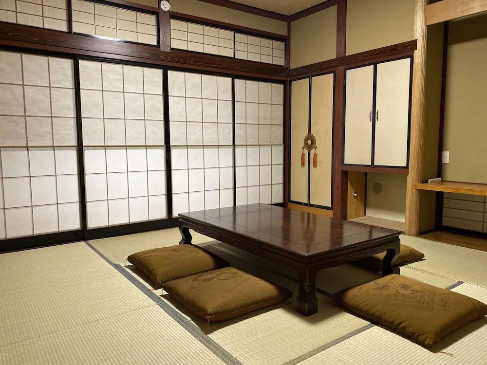 HH2 Private House